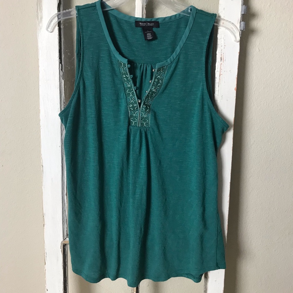 White House Black Market tank